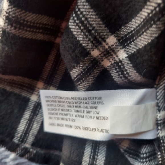 UNIVERSAL THREAD NWT FLANNEL BLOUSE LARGE - Picture 8 of 15